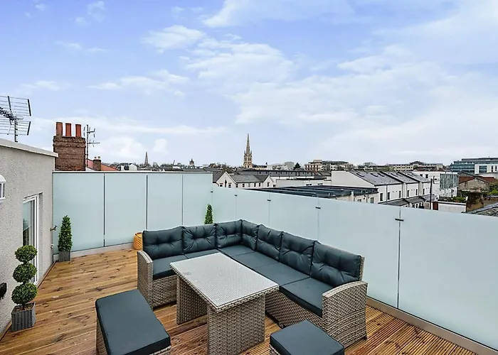 The Burton Penthouse By Fortuna Property