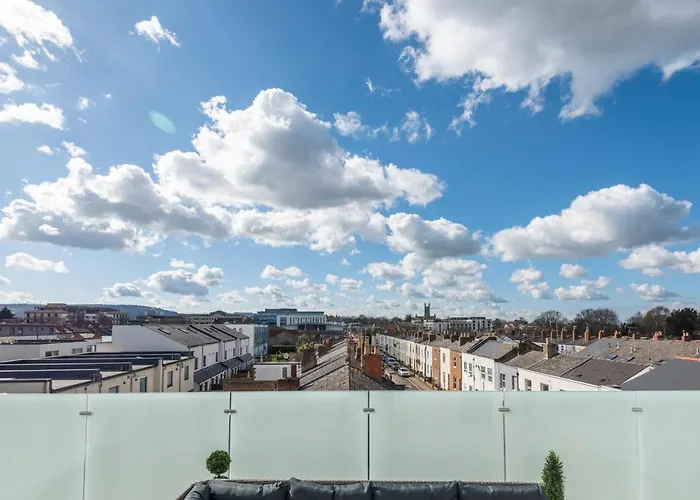 The Burton Penthouse By Fortuna Property