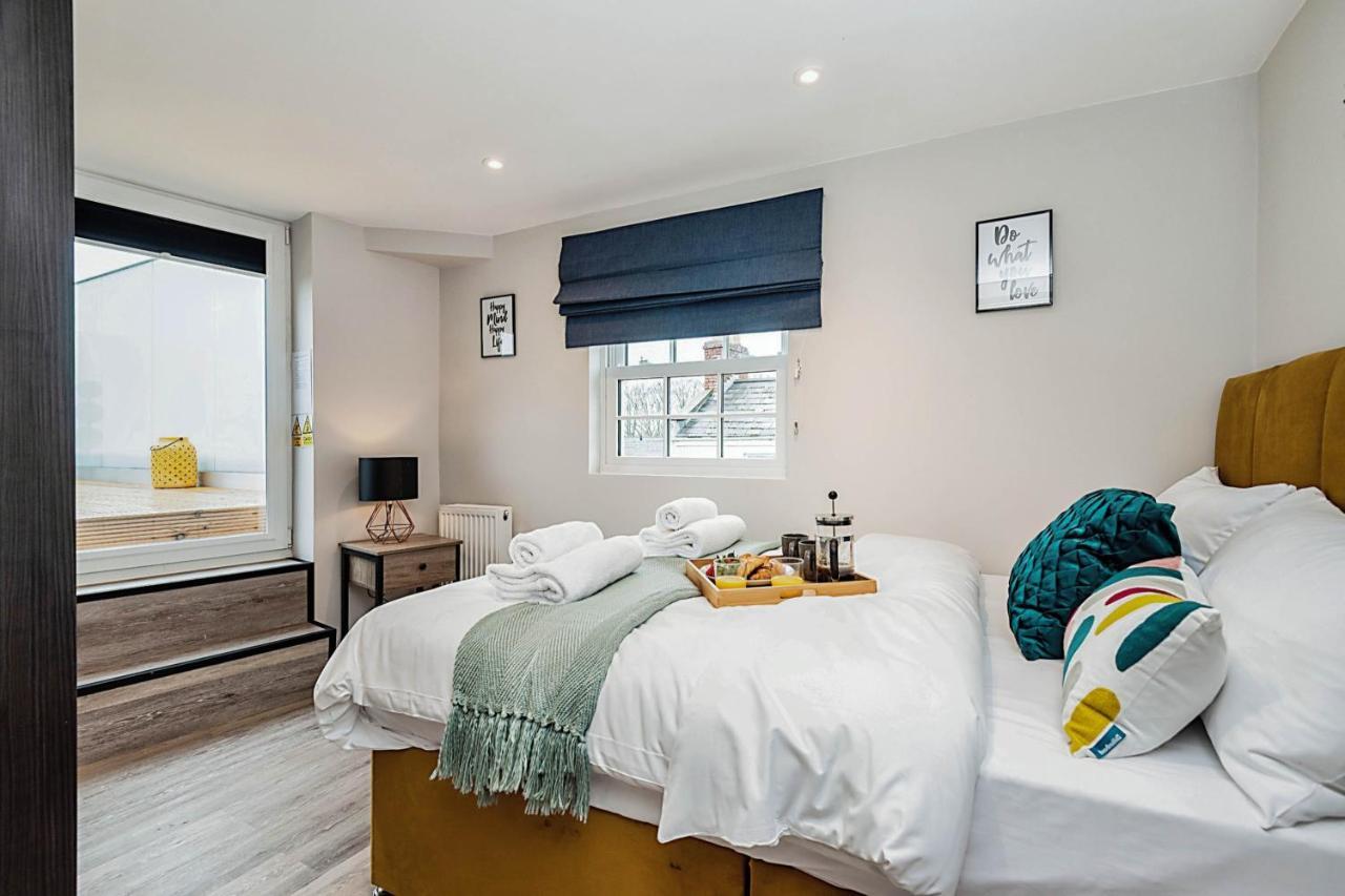 Apartment The Burton Penthouse By Fortuna Cheltenham